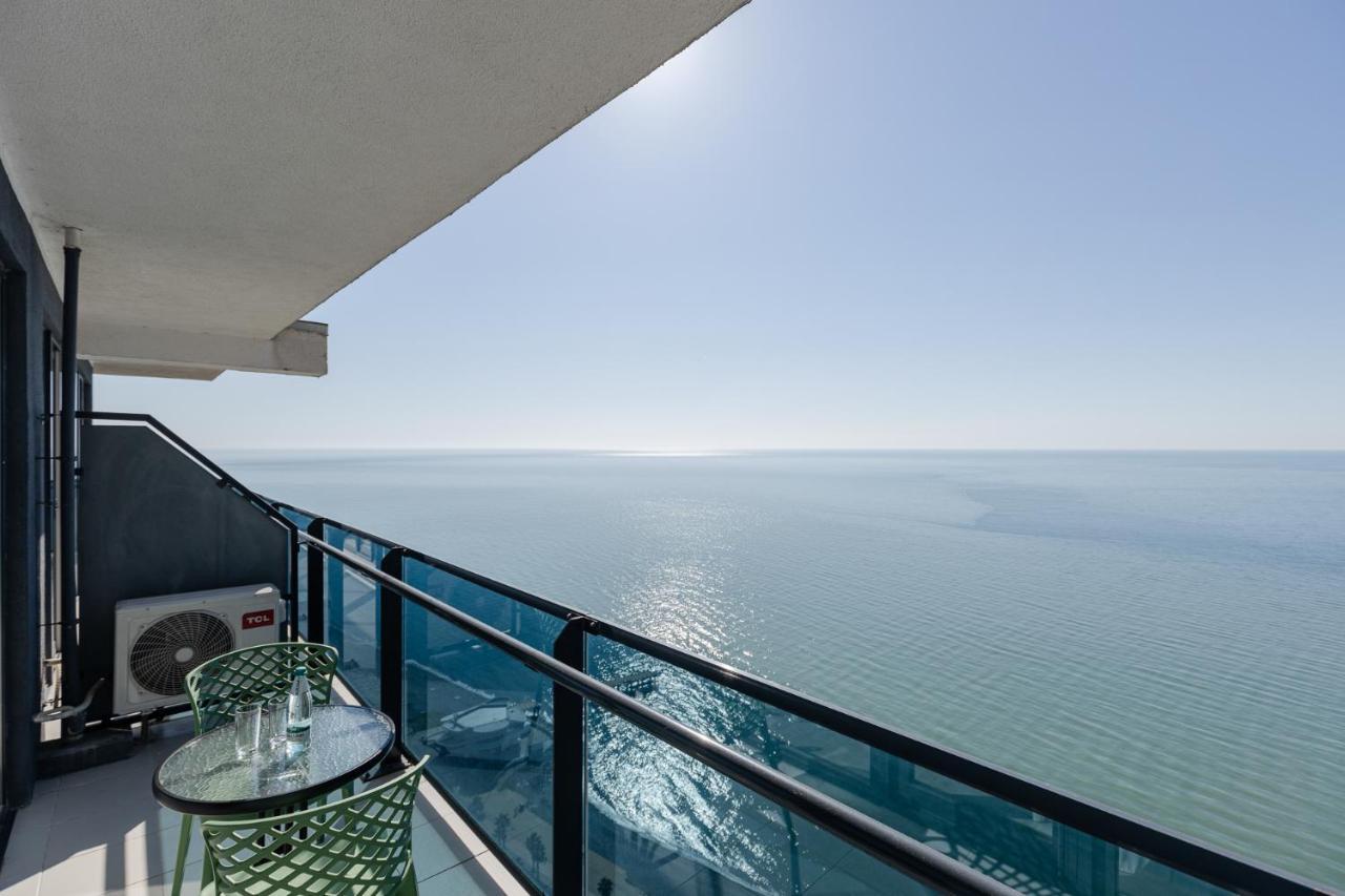The Spot Apartments - Orbi Beach Tower บาทูมิ ภายนอก รูปภาพ
