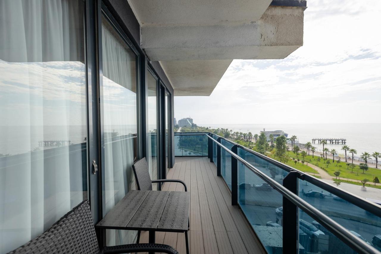 The Spot Apartments - Orbi Beach Tower บาทูมิ ภายนอก รูปภาพ