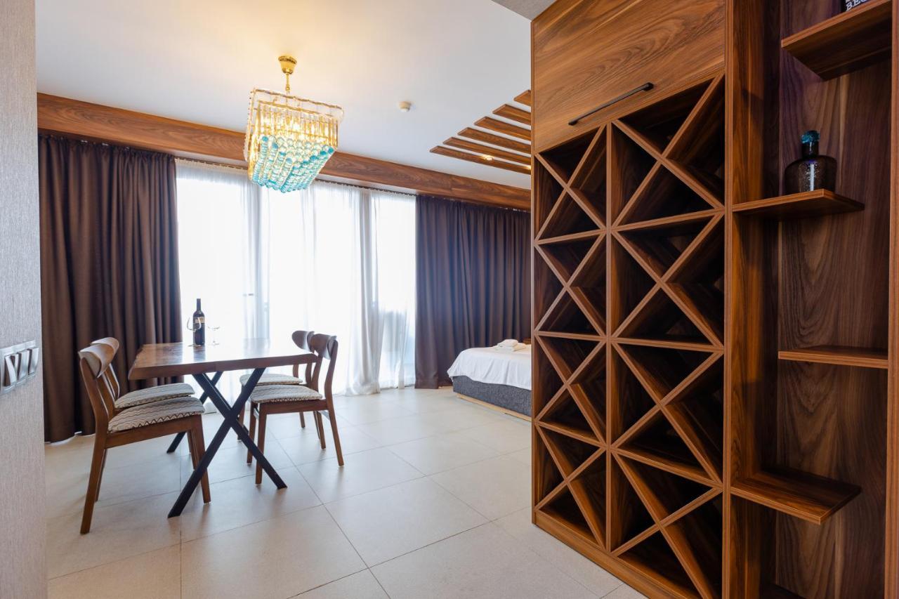 The Spot Apartments - Orbi Beach Tower บาทูมิ ภายนอก รูปภาพ