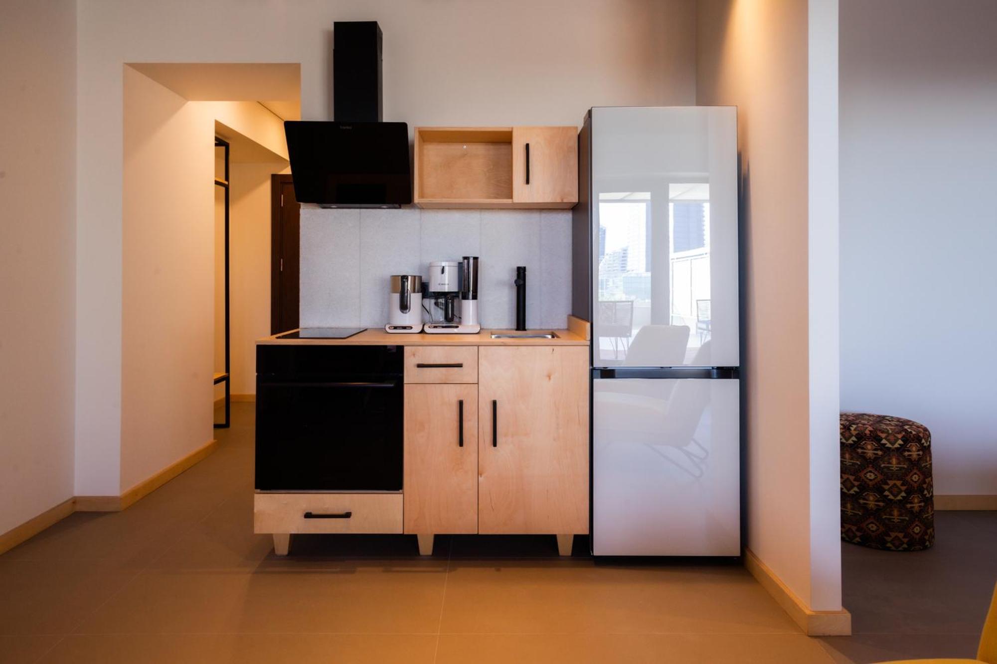 The Spot Apartments - Orbi Beach Tower บาทูมิ ภายนอก รูปภาพ