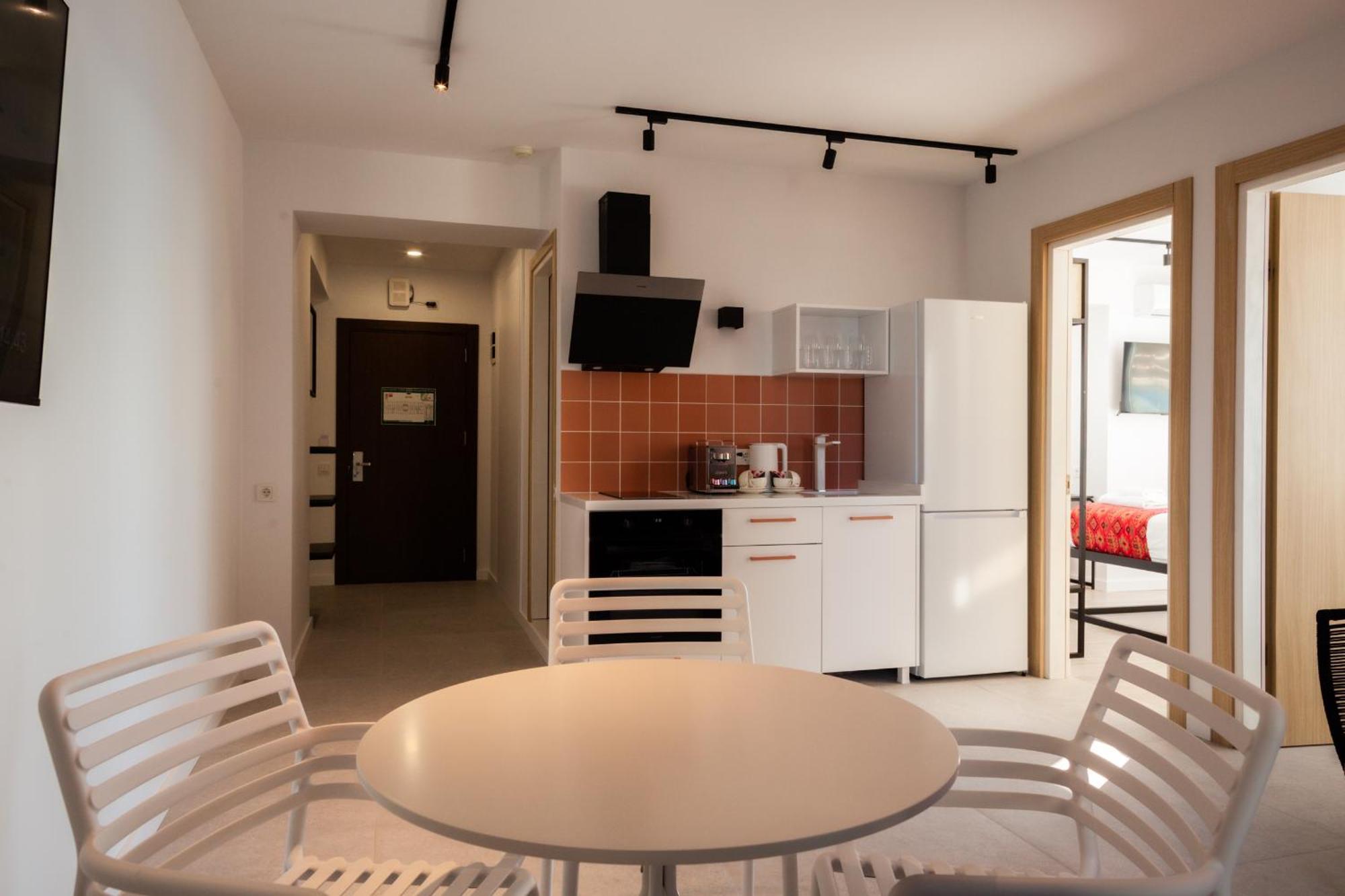 The Spot Apartments - Orbi Beach Tower บาทูมิ ภายนอก รูปภาพ